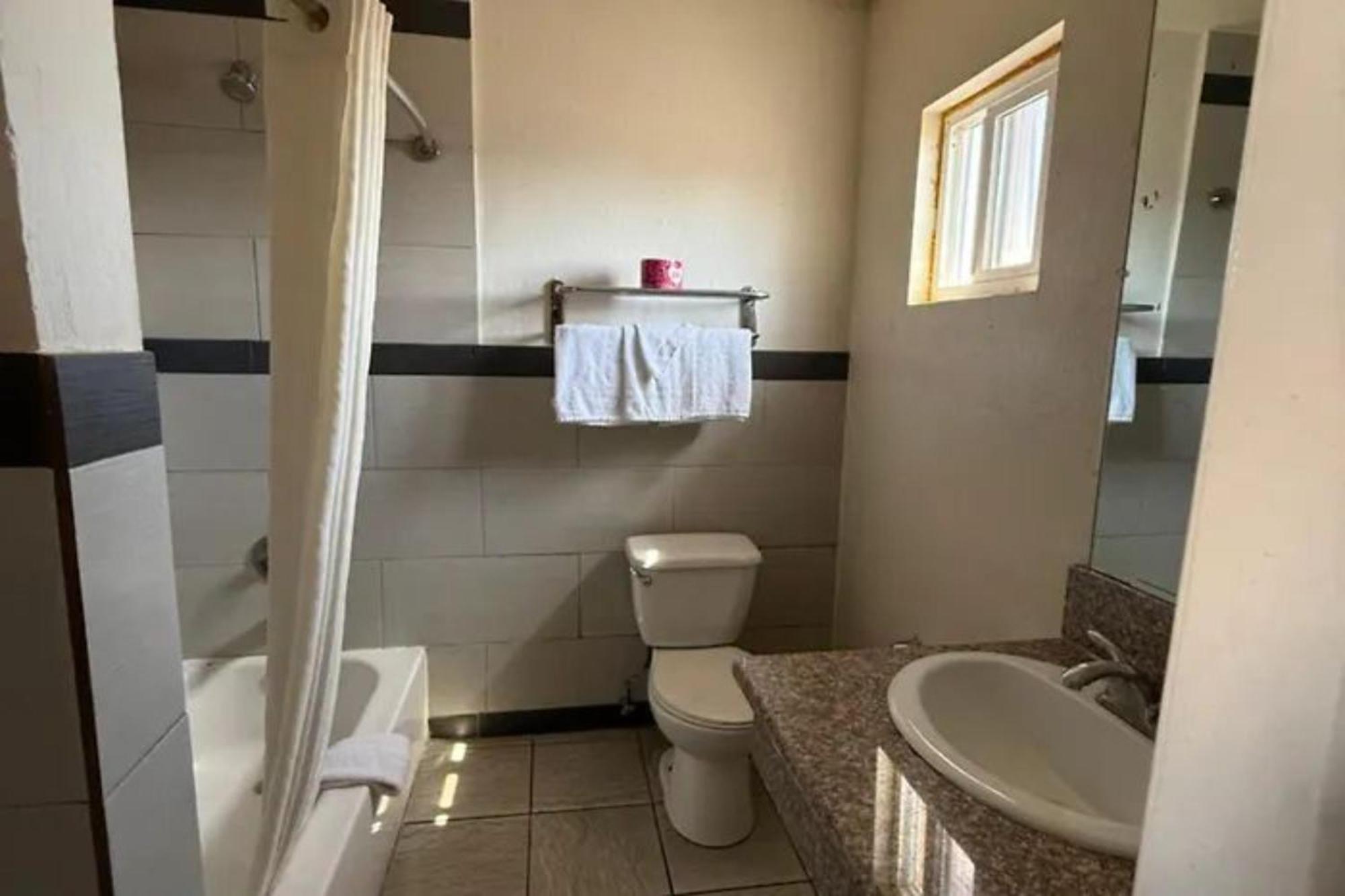Robinhood Motel Anaheim West Esterno foto